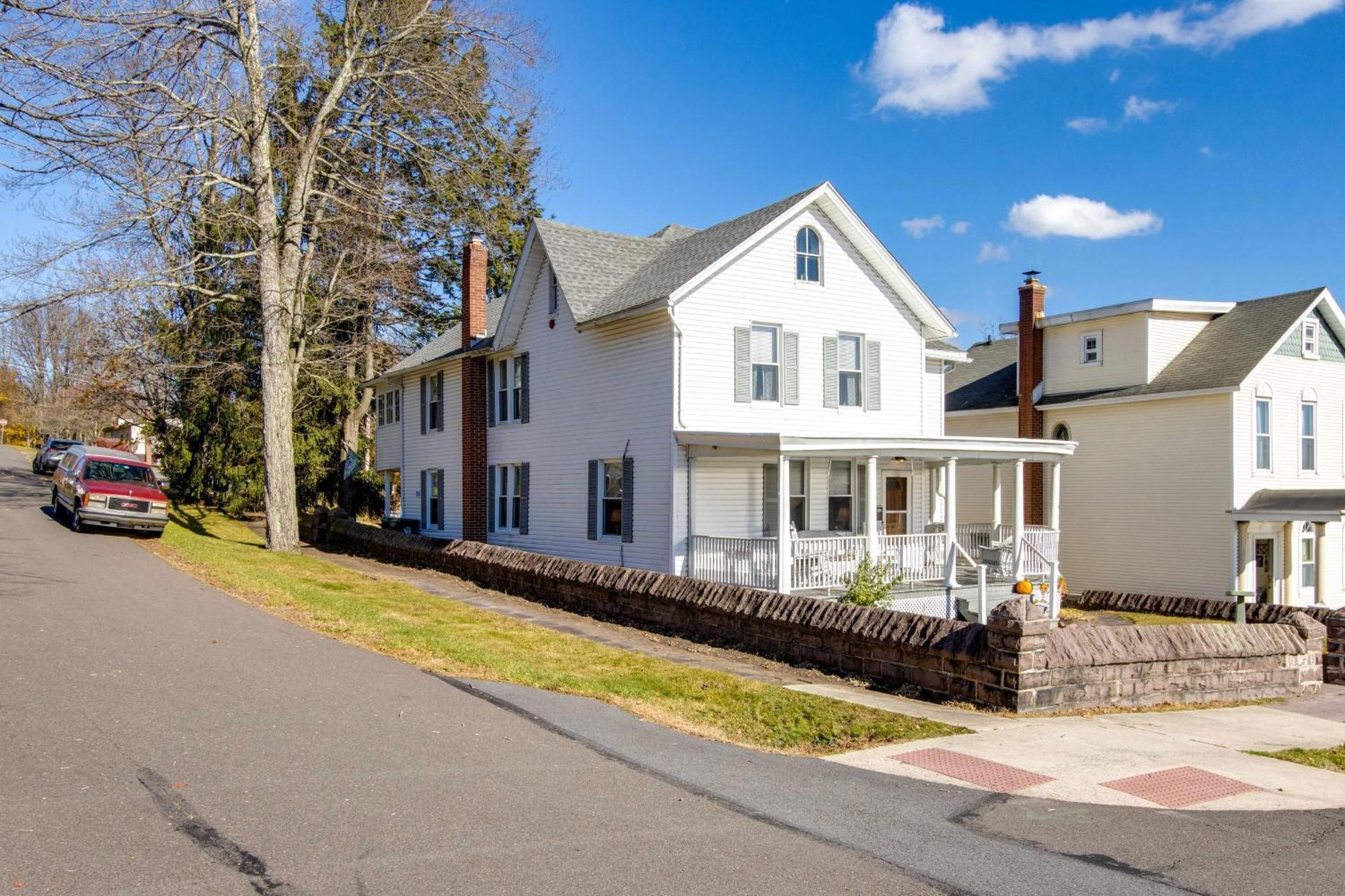 Victorian Home With Porch 6 Mi To Hickory Run Park! White Haven Exterior foto